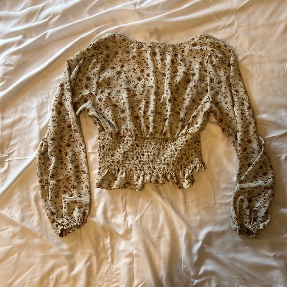 Floral Long Sleeve Blouse - Picture 2 of 4